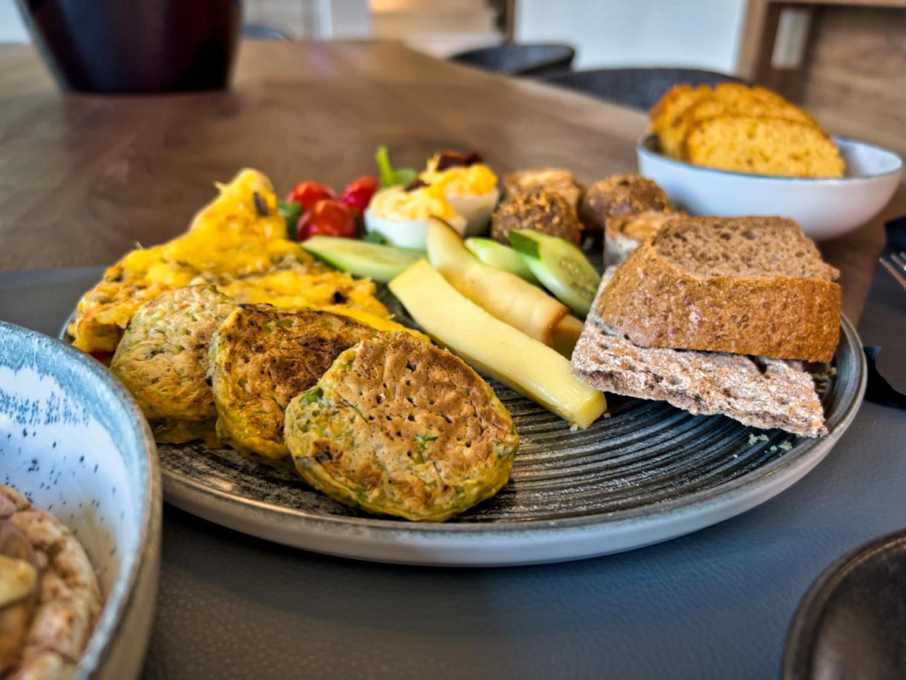 Wellnest Hotel Афины Экстерьер фото